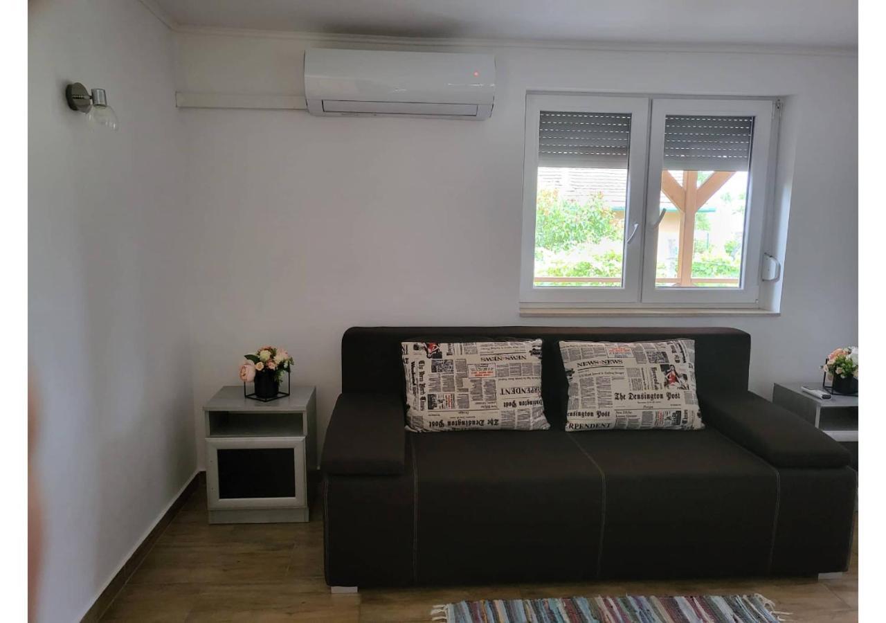 Forras Vendeghaz Διαμέρισμα Tata Εξωτερικό φωτογραφία