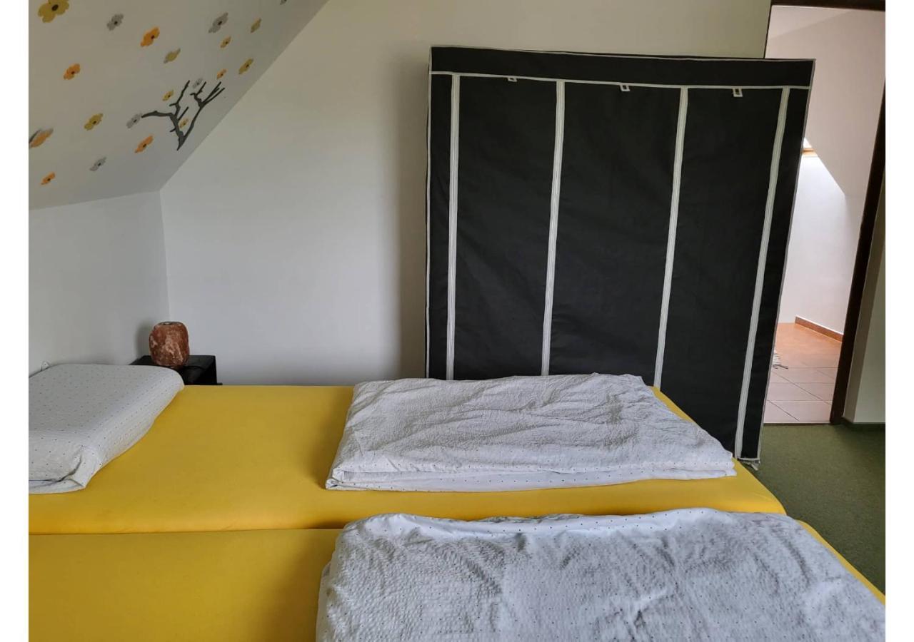 Forras Vendeghaz Διαμέρισμα Tata Εξωτερικό φωτογραφία